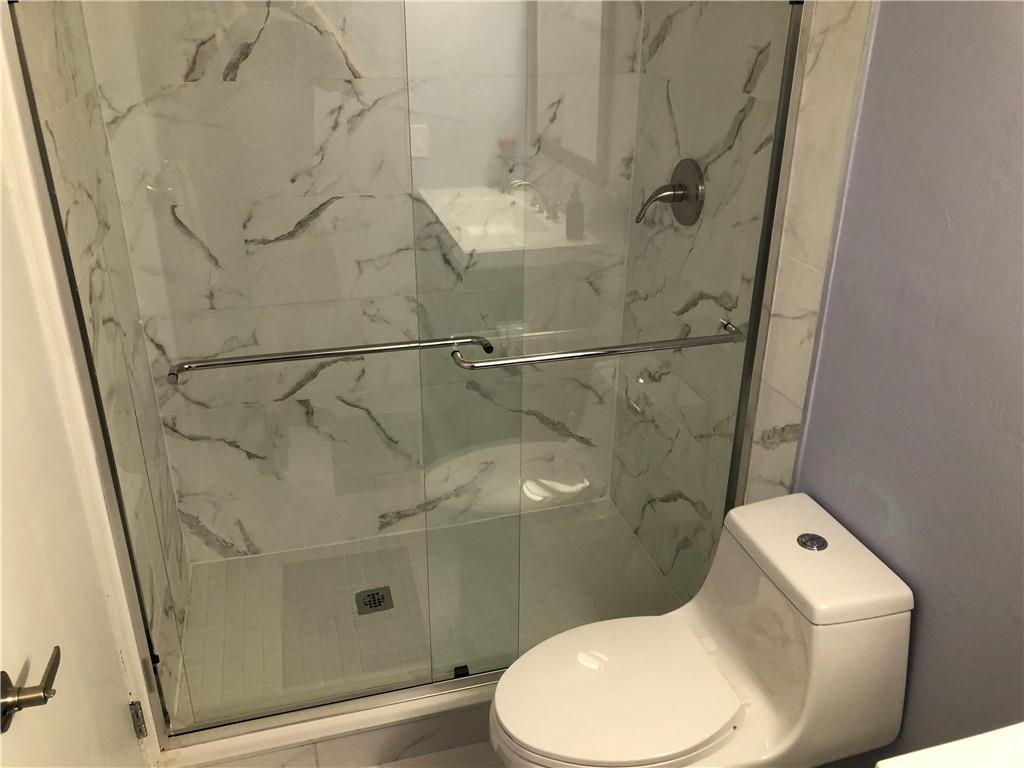 MEADOWBROOK LAKES - Residential