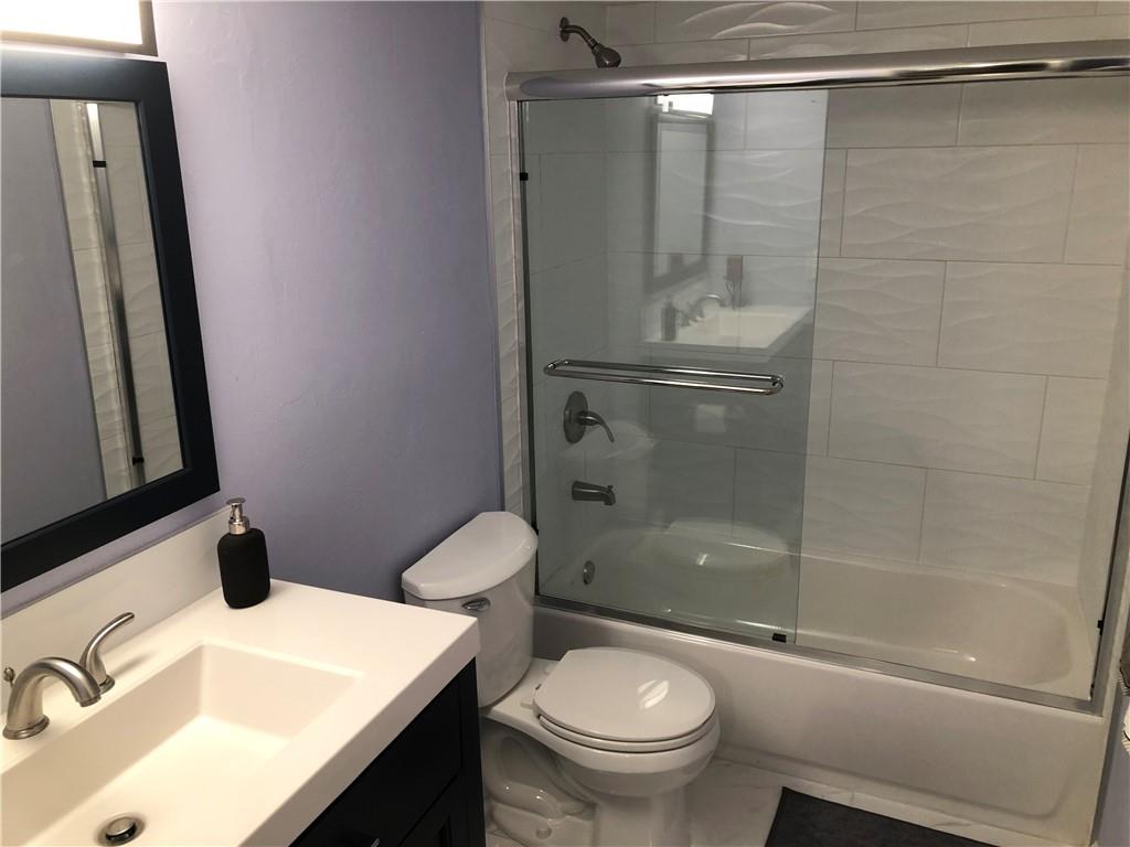 MEADOWBROOK LAKES - Residential