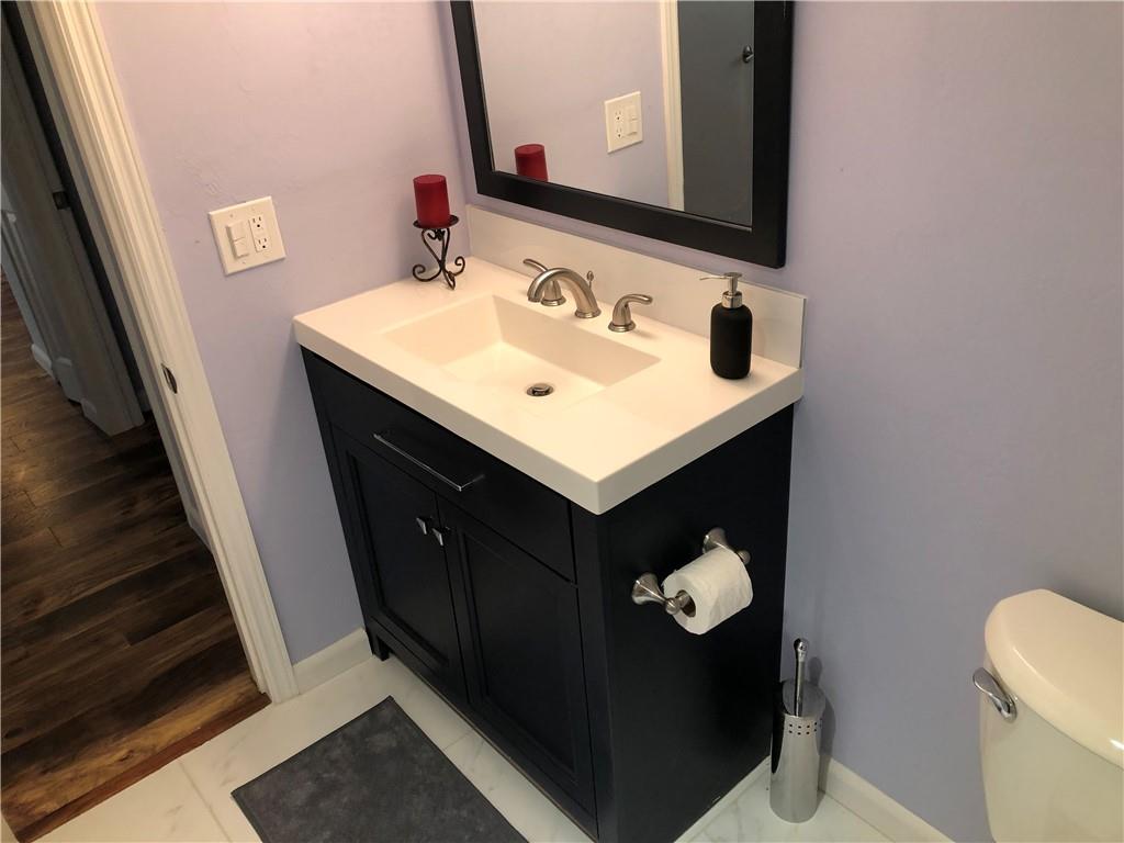 MEADOWBROOK LAKES - Residential