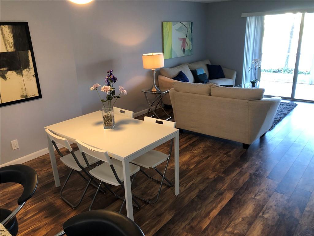 MEADOWBROOK LAKES - Residential