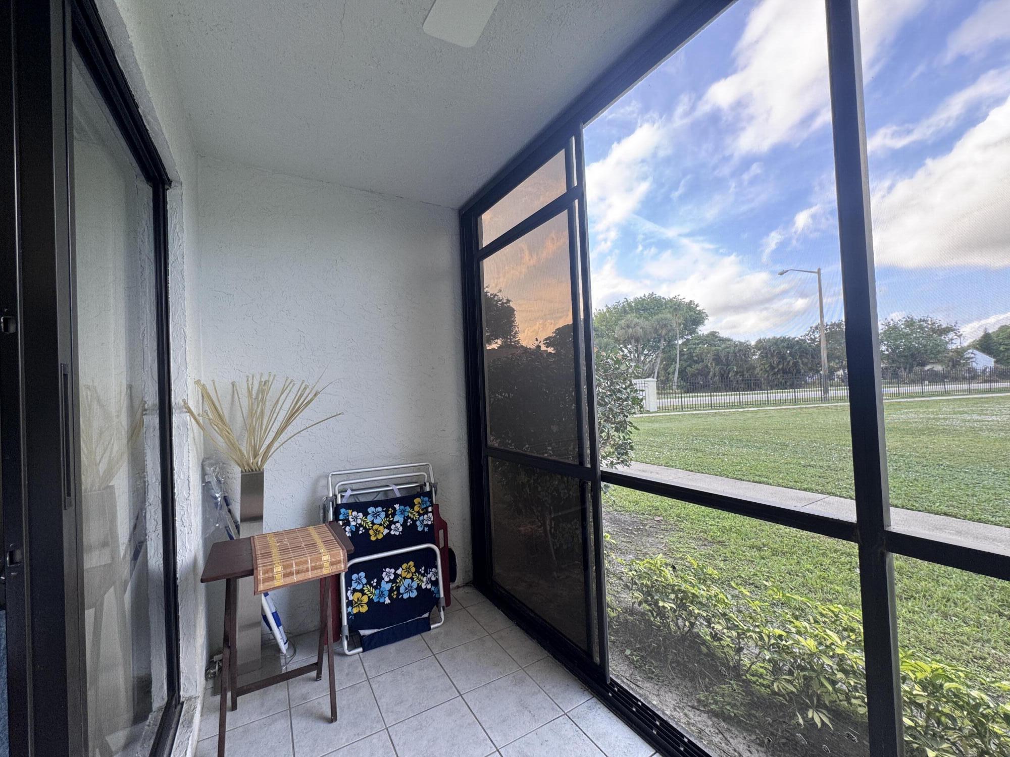 PALM CLUB WEST VILLAGE I - Residential Lease