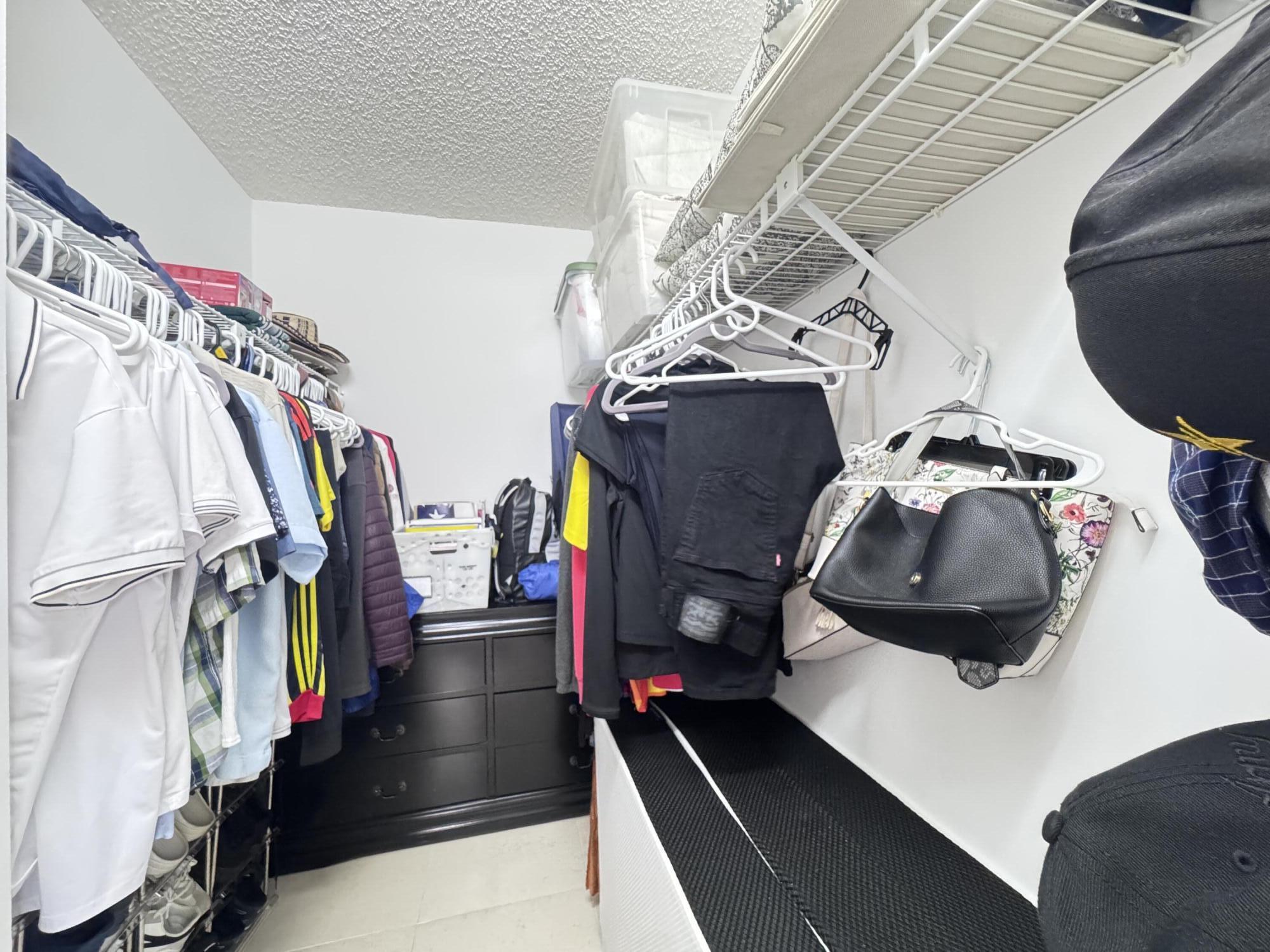 PALM CLUB WEST VILLAGE I - Residential Lease