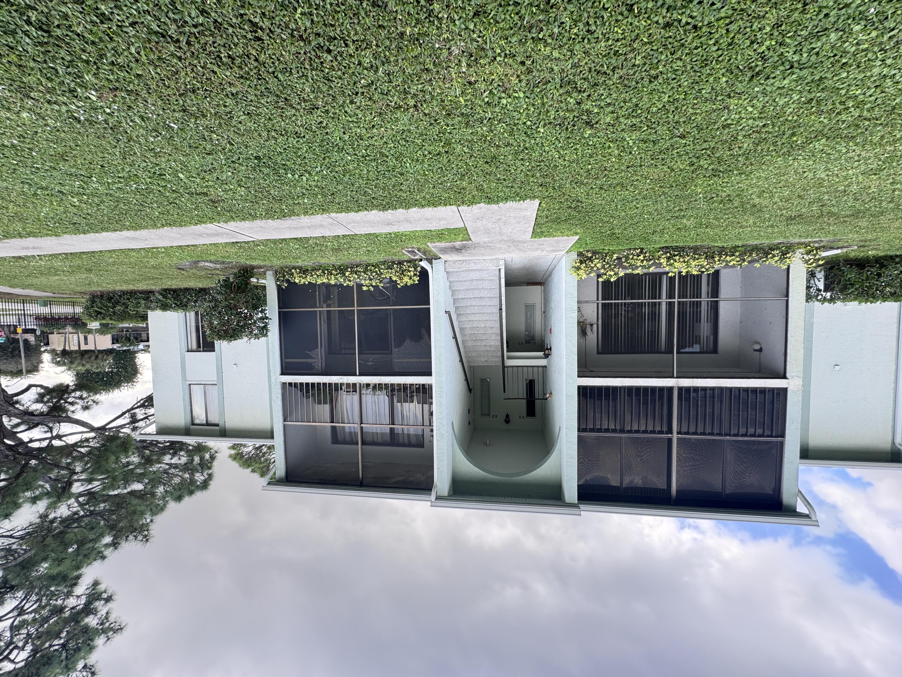 PALM CLUB WEST VILLAGE I - Residential Lease