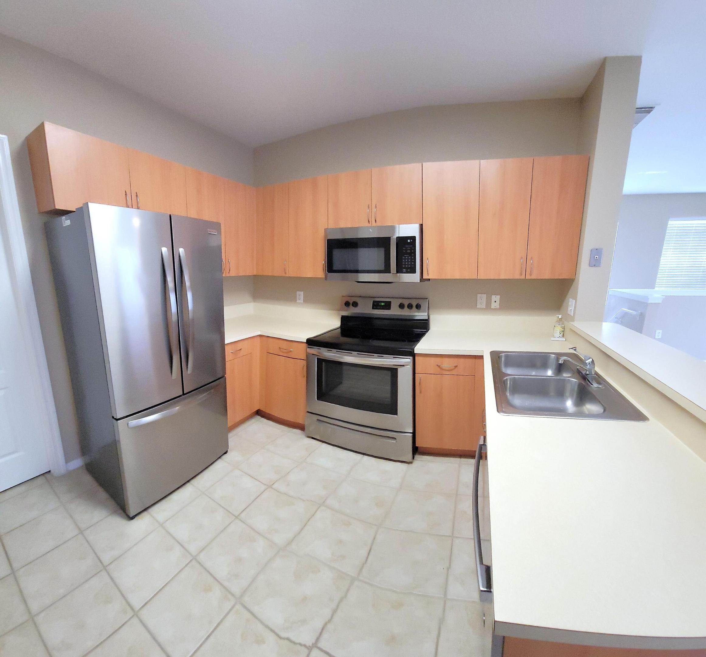 RESIDENCES OF BELMONT AT BOYNTON BEACH CONDO - Residential Lease