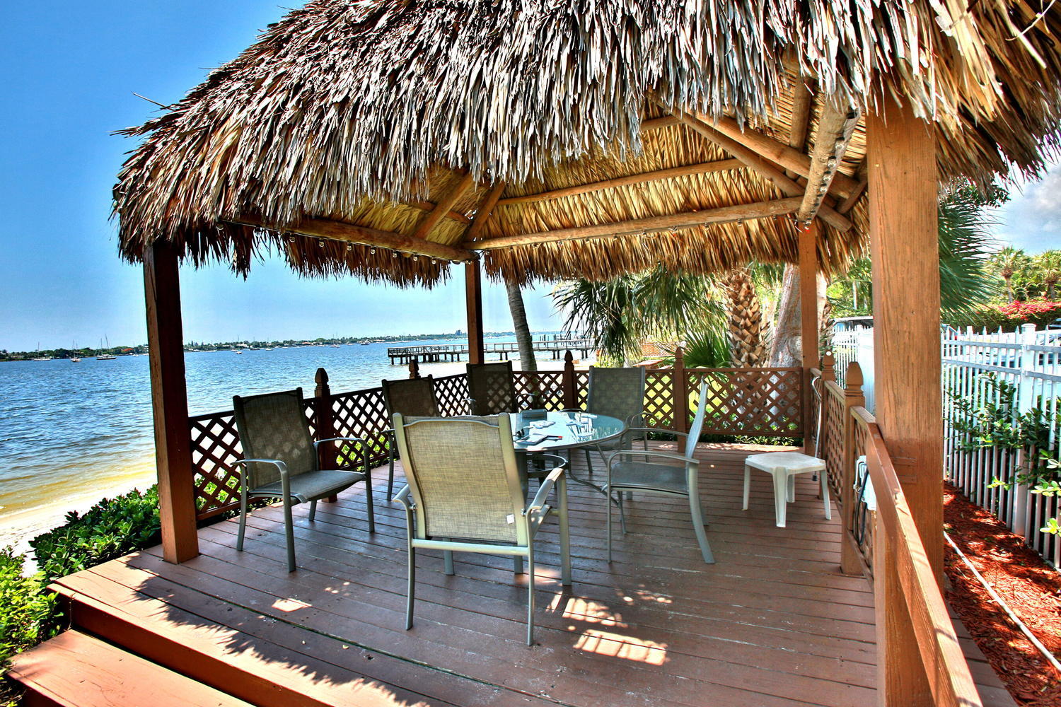 PALM BEACH HOUSE CONDO - Residential