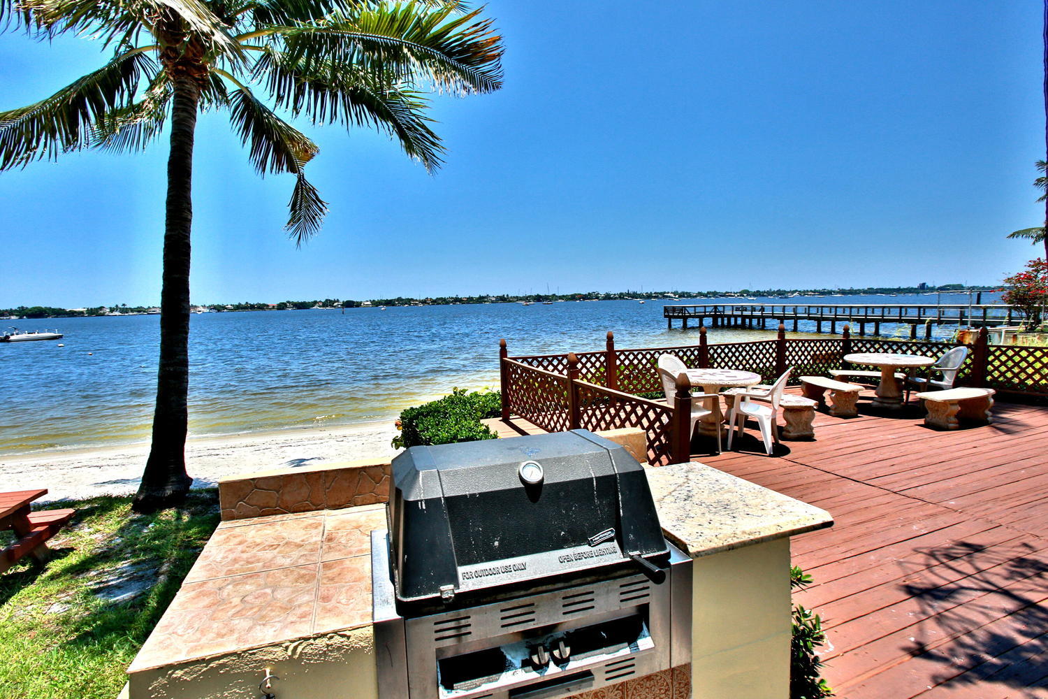 PALM BEACH HOUSE CONDO - Residential