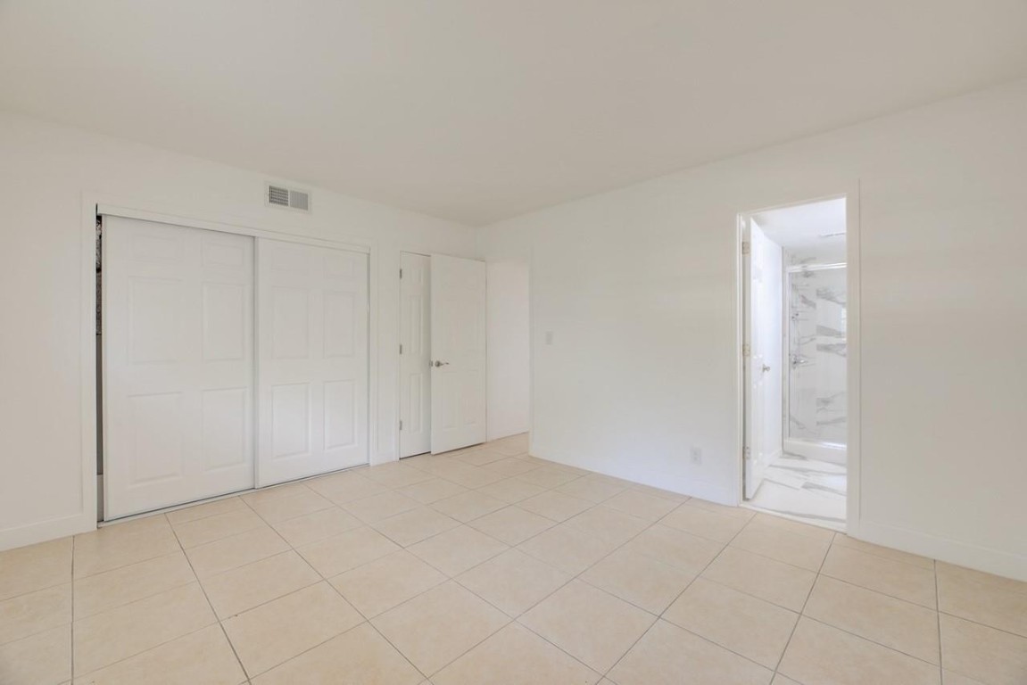Oakland Blvd Dev 50-37 B - Residential Lease