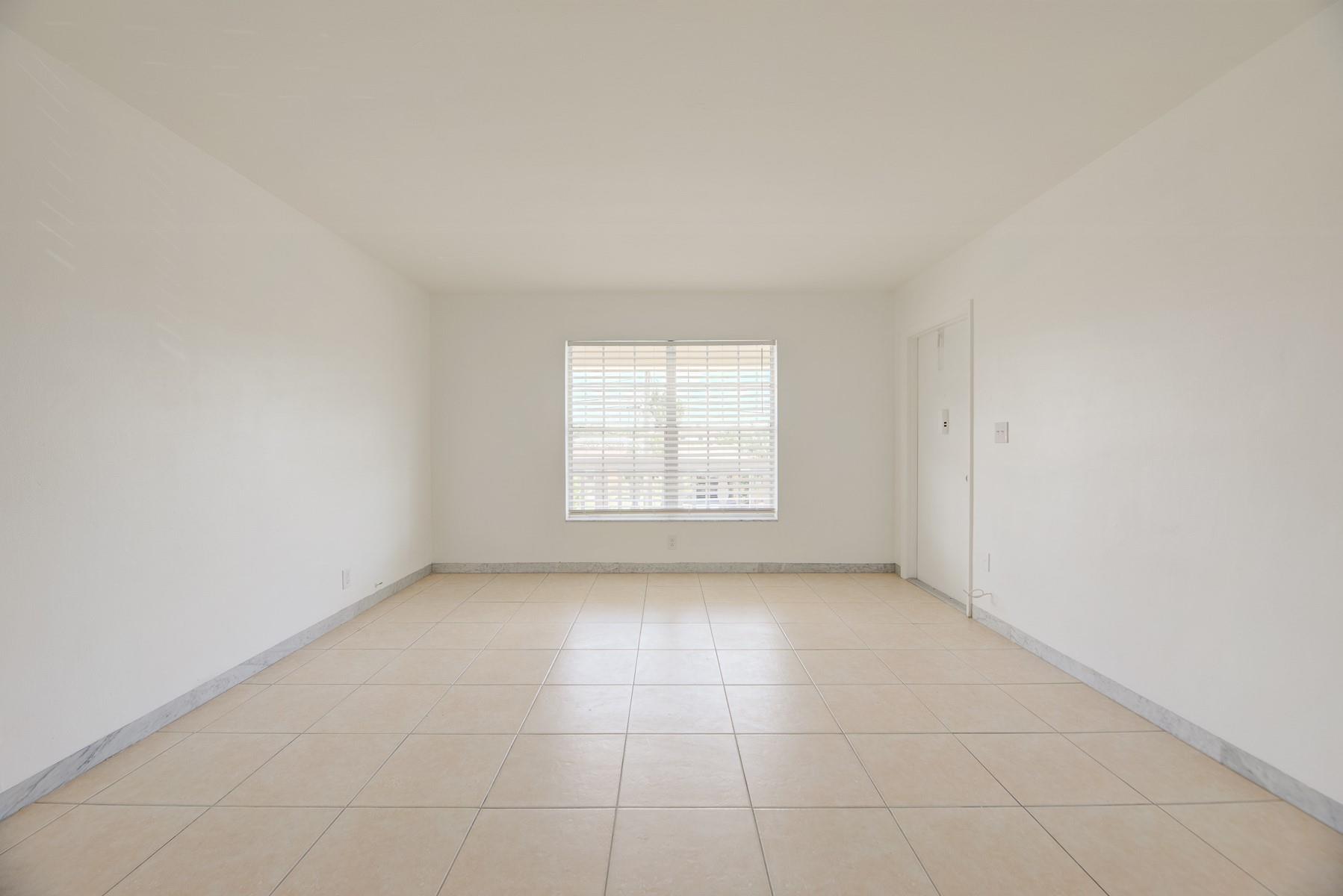 Oakland Blvd Dev 50-37 B - Residential Lease