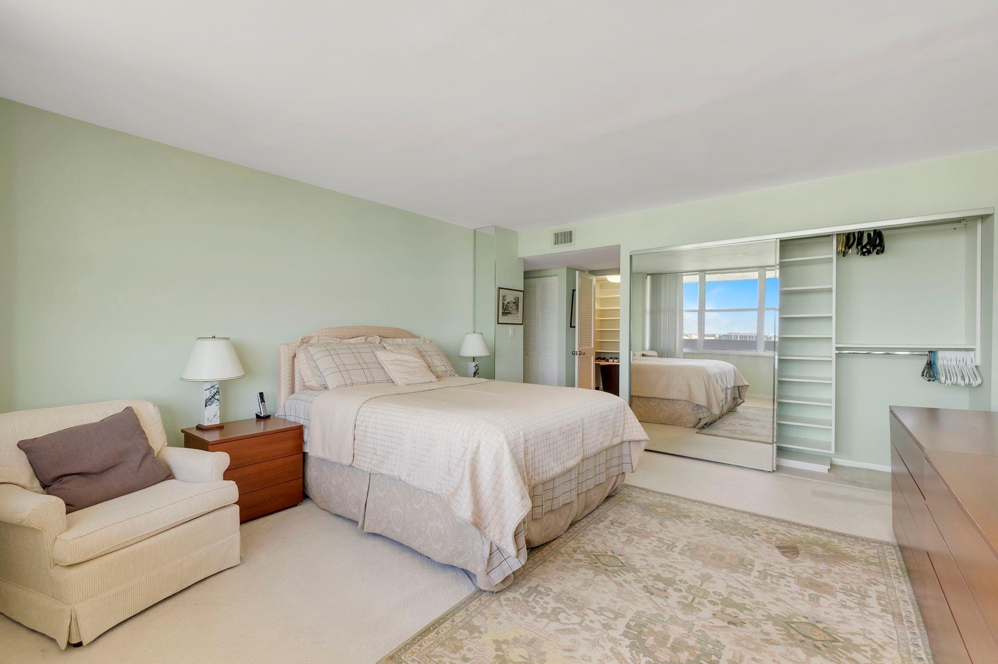 CORINTHIAN - Residential