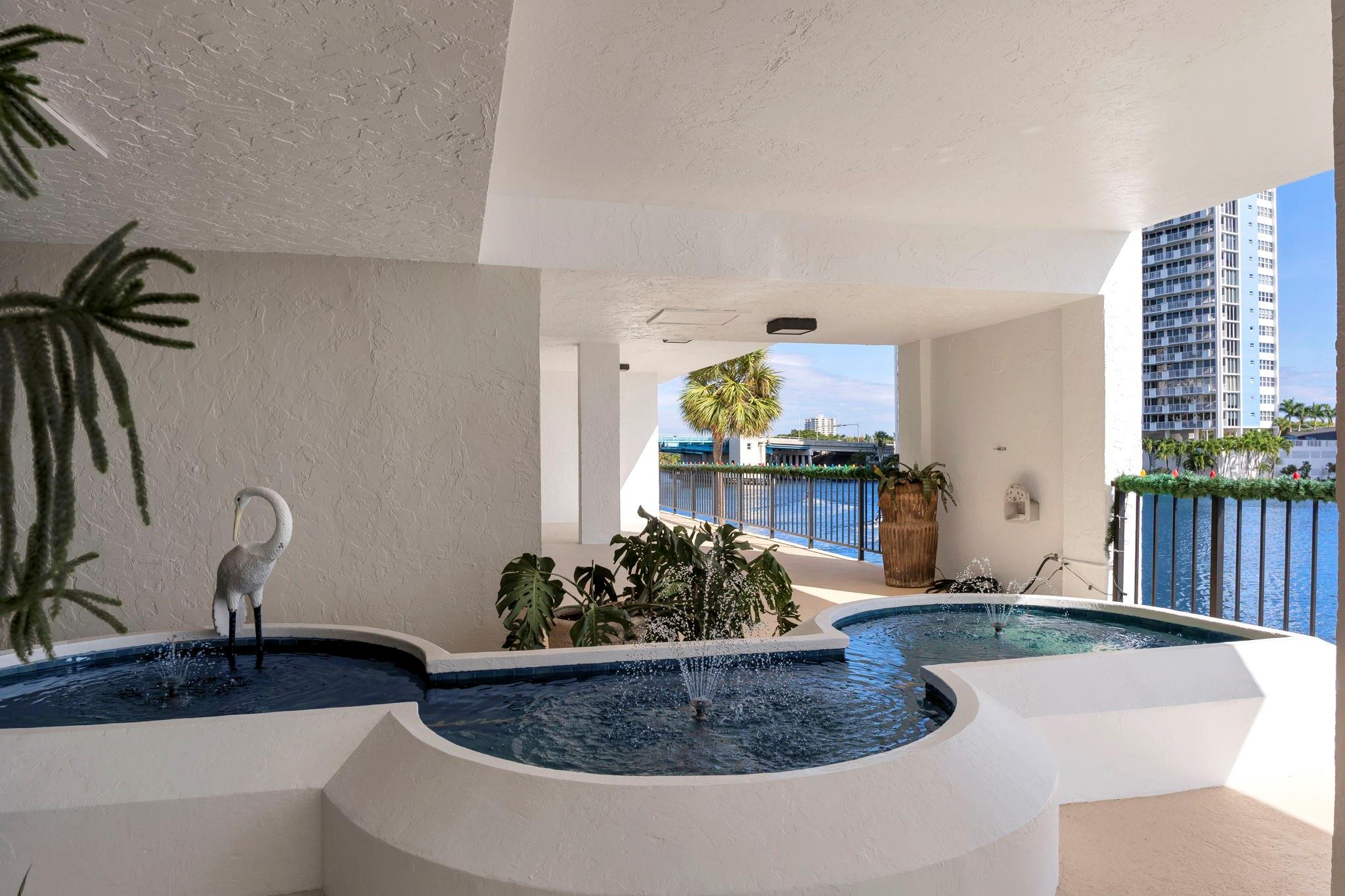 CORINTHIAN - Residential