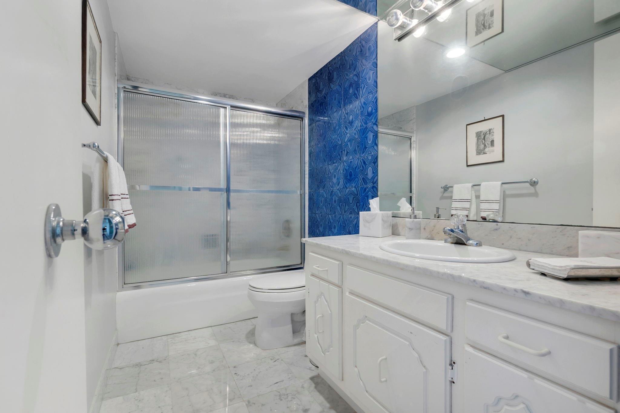 CORINTHIAN - Residential