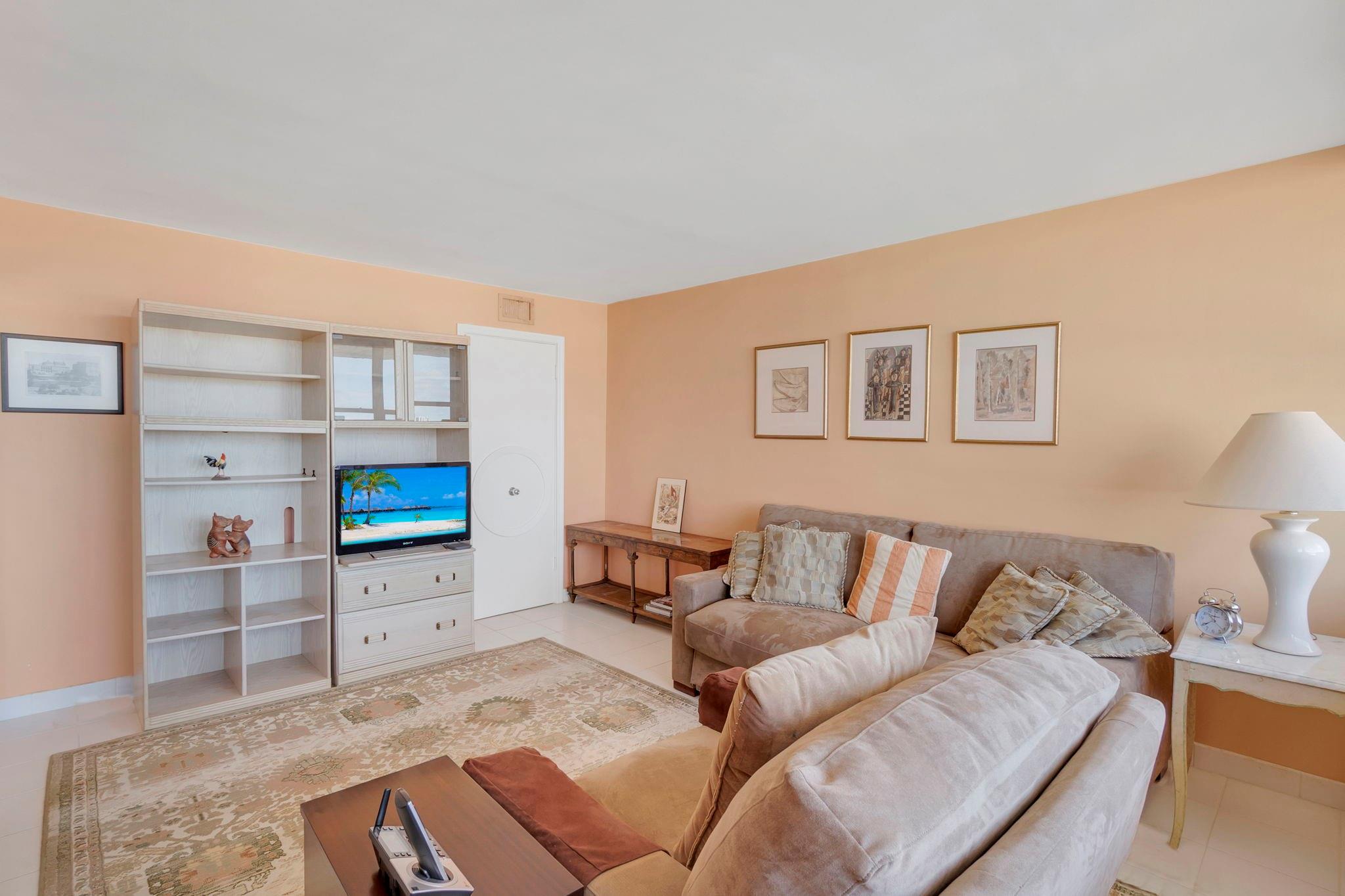 CORINTHIAN - Residential