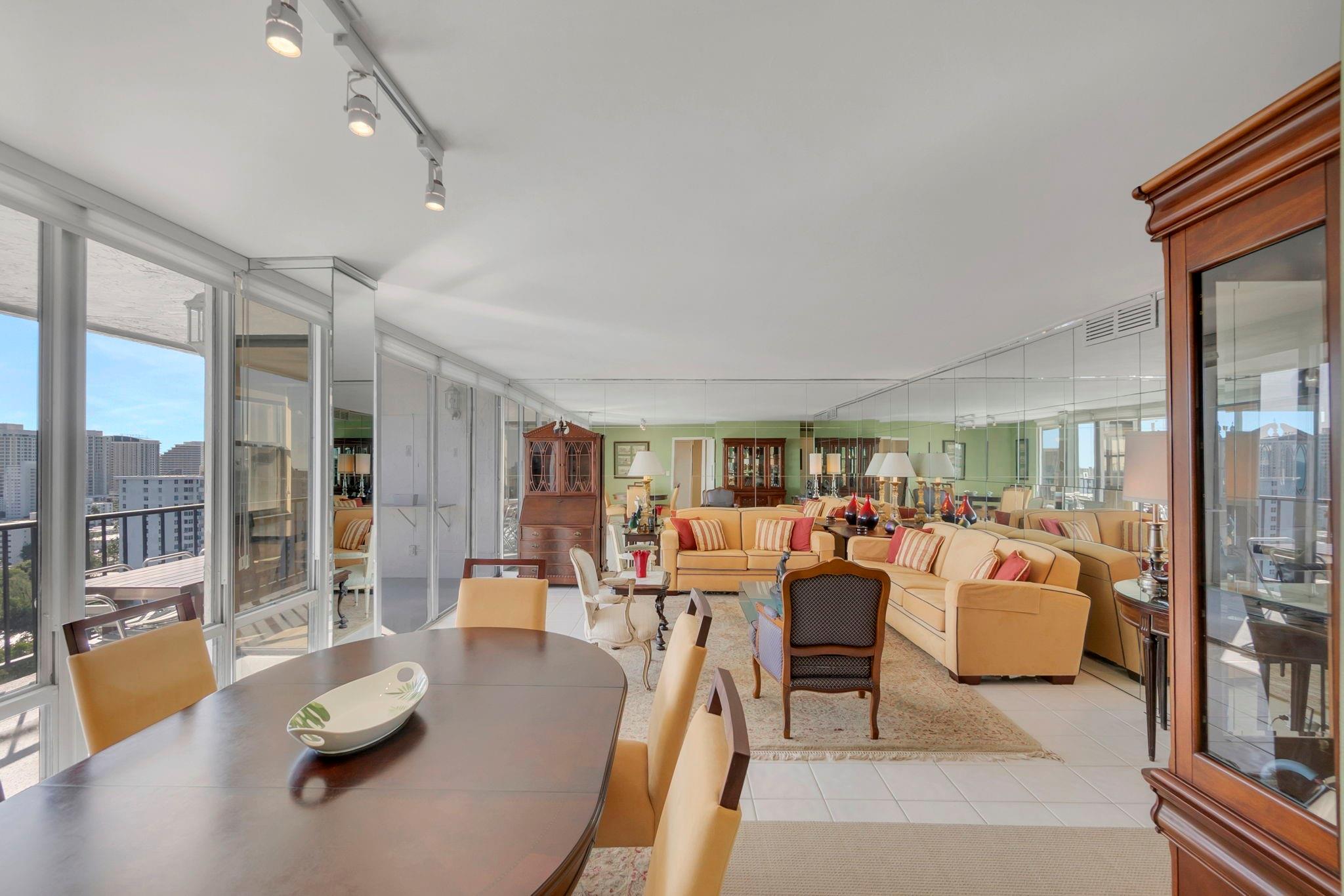 CORINTHIAN - Residential