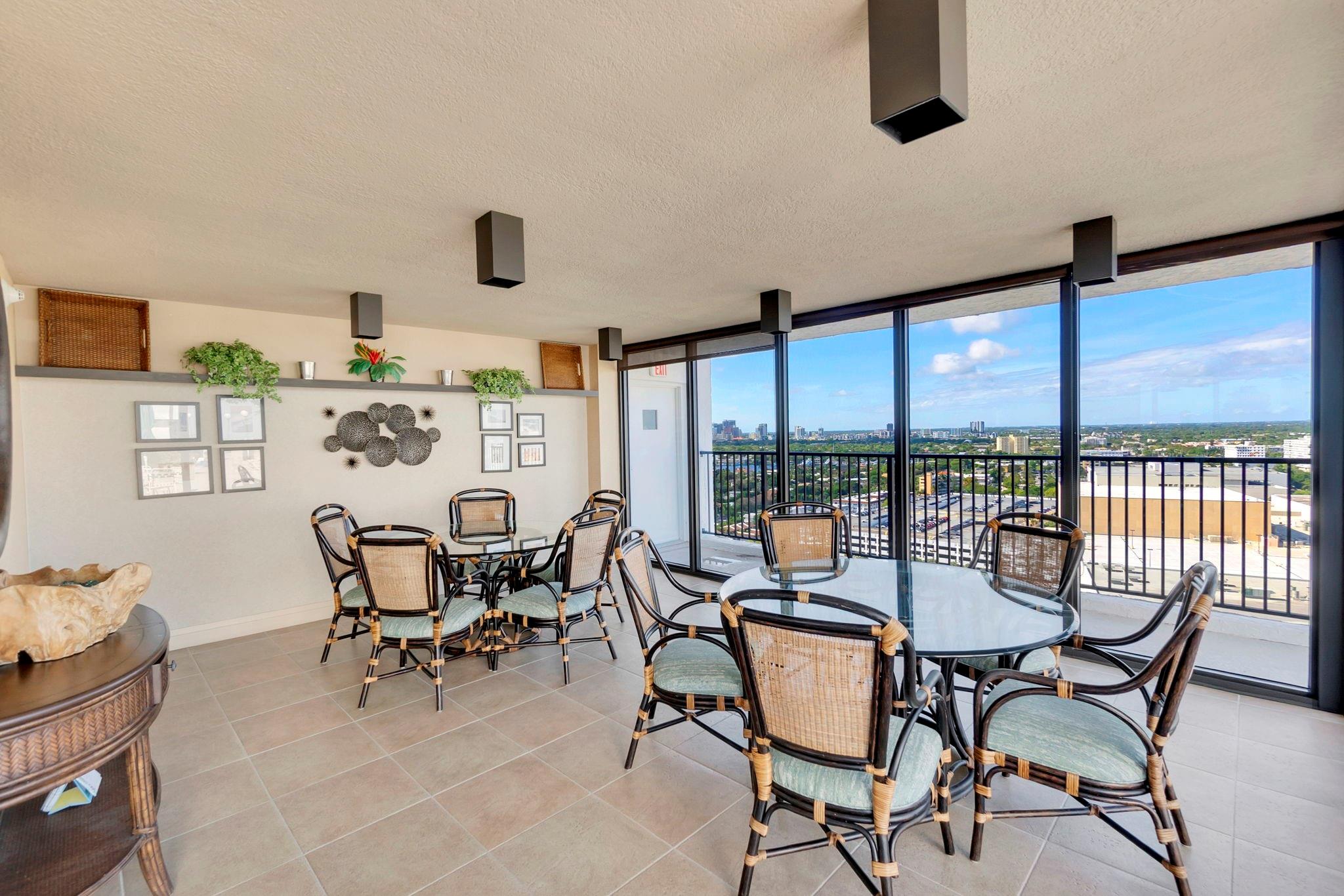 CORINTHIAN - Residential