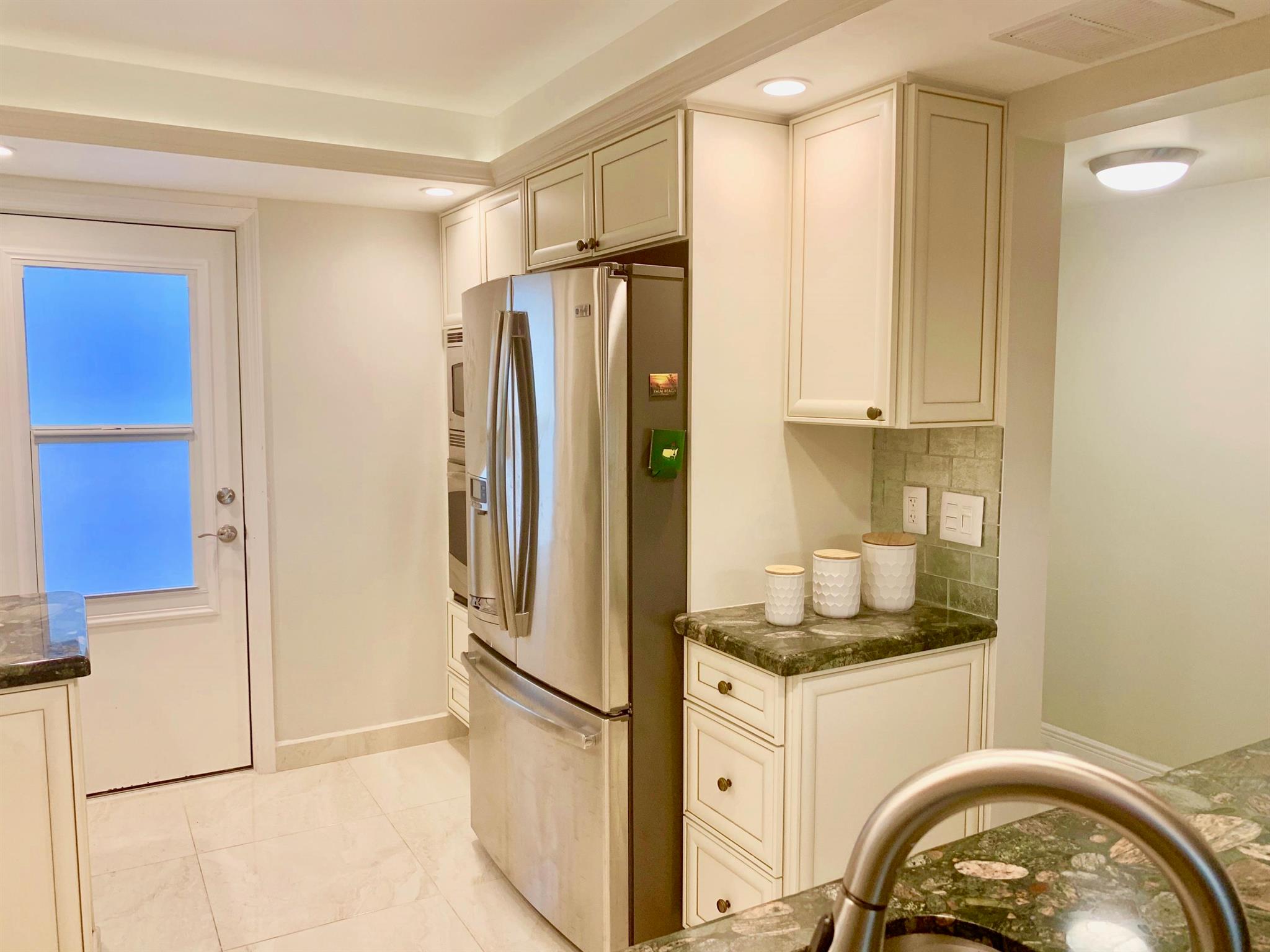 145 Ocean Avenue 304
