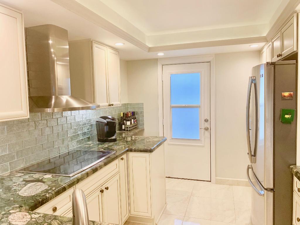 145 Ocean Avenue 304