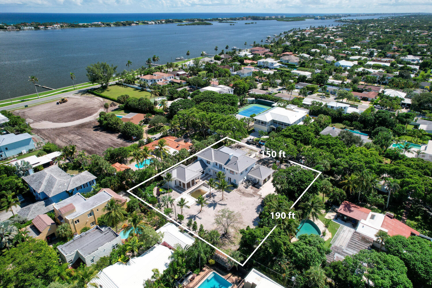 ESSEX LANE - Residential