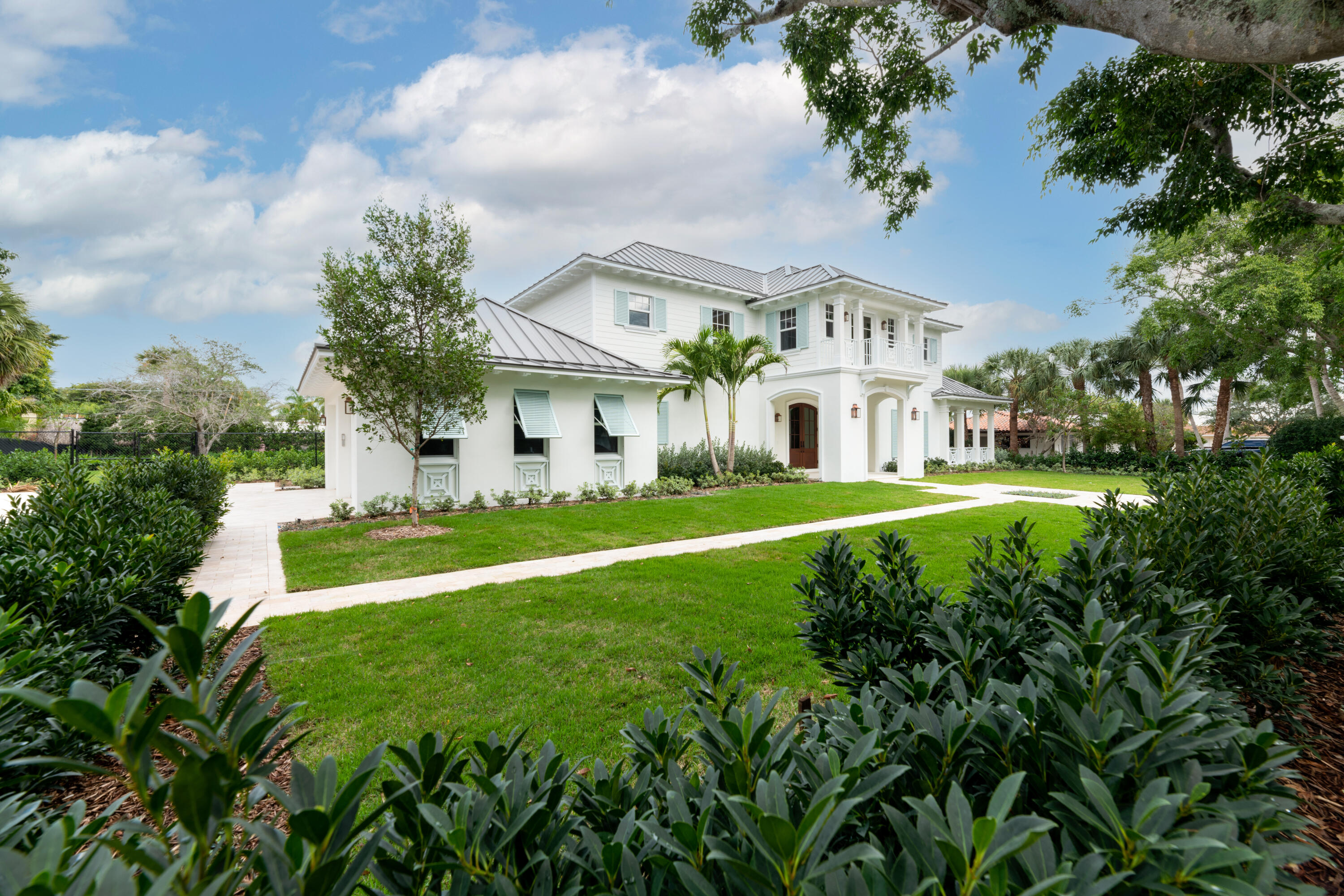 ESSEX LANE - Residential