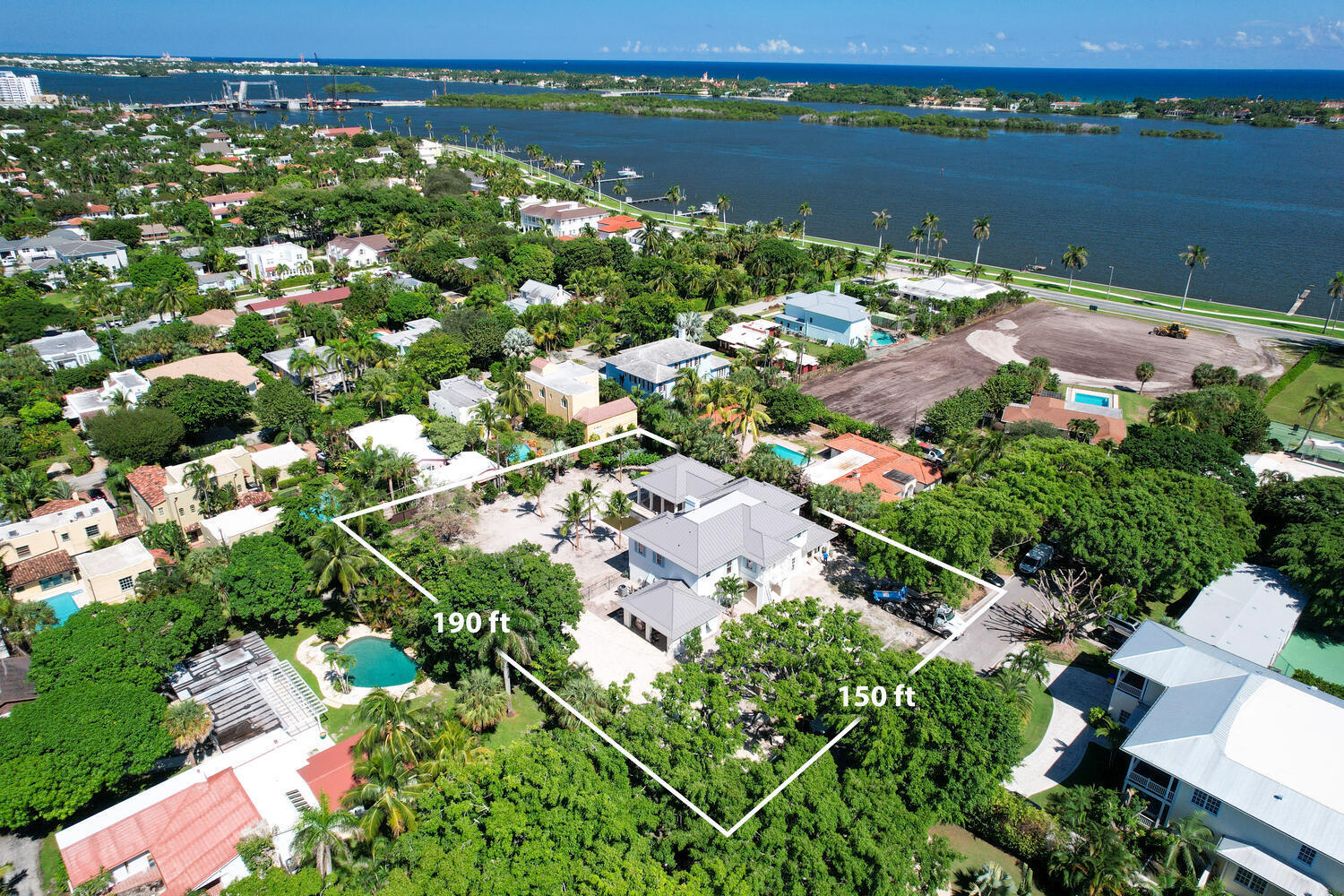 ESSEX LANE - Residential