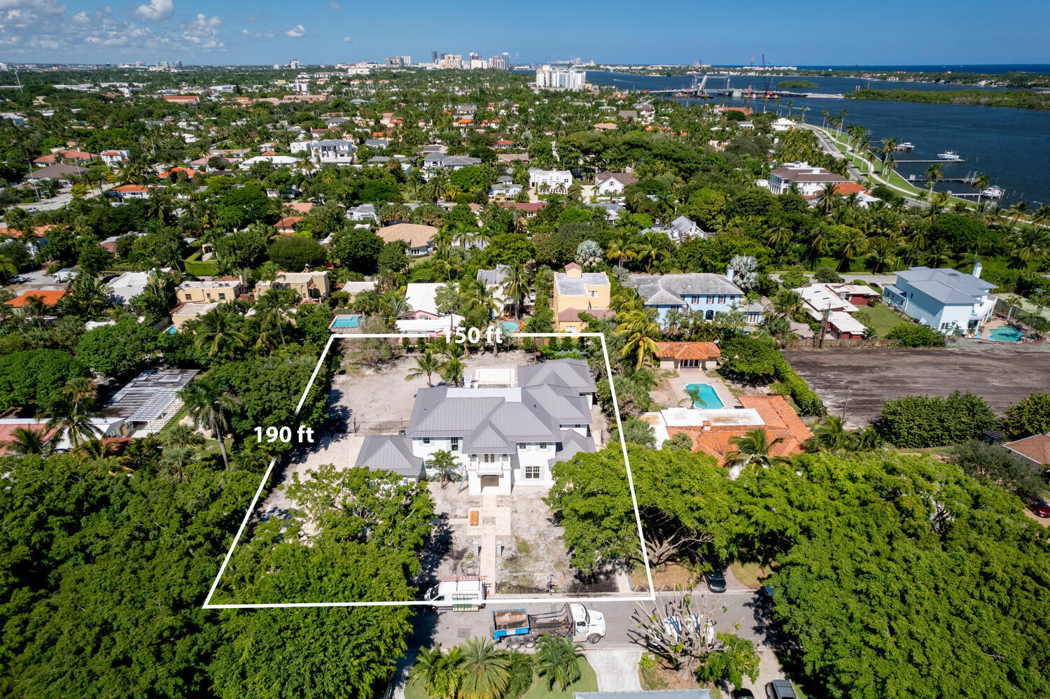 ESSEX LANE - Residential