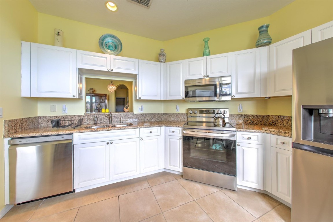 Tradition 18 - Residential