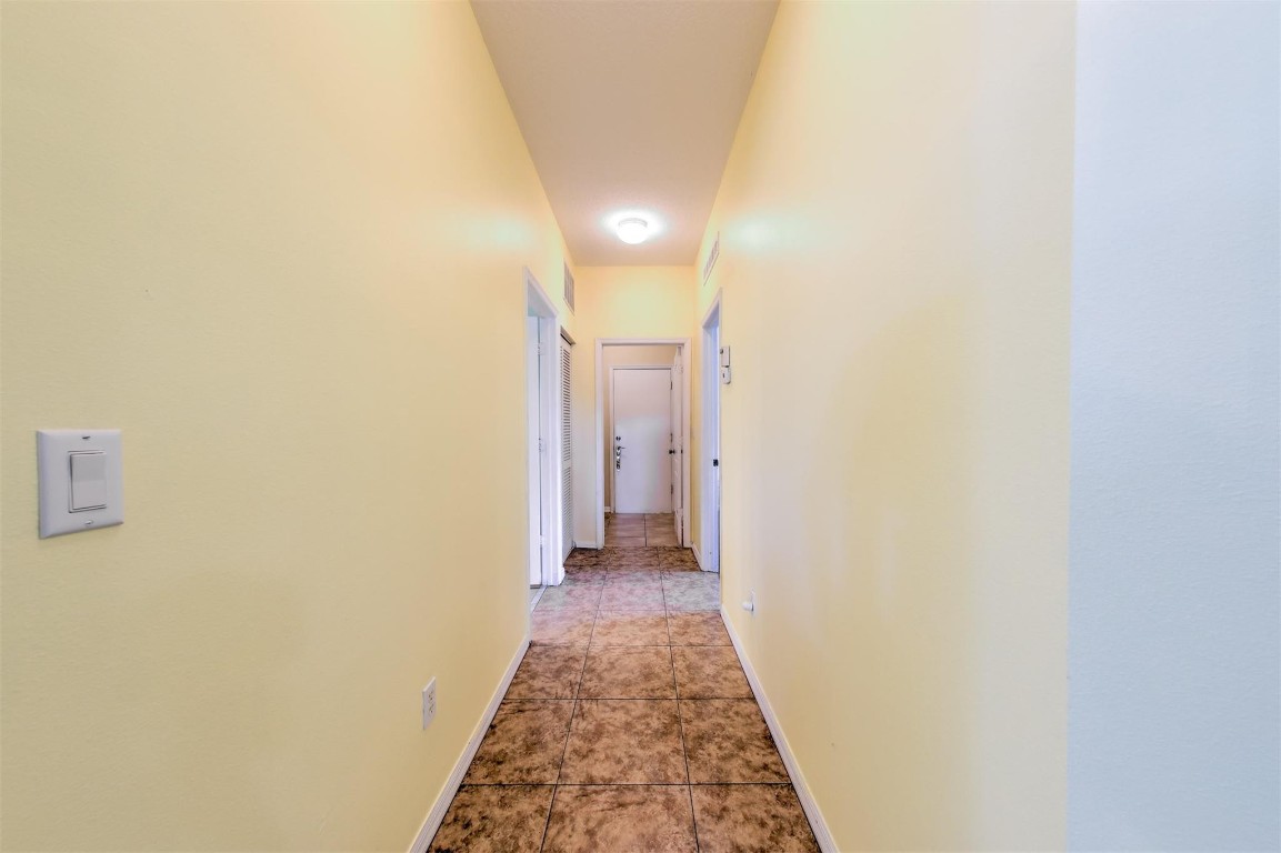 Tradition 18 - Residential