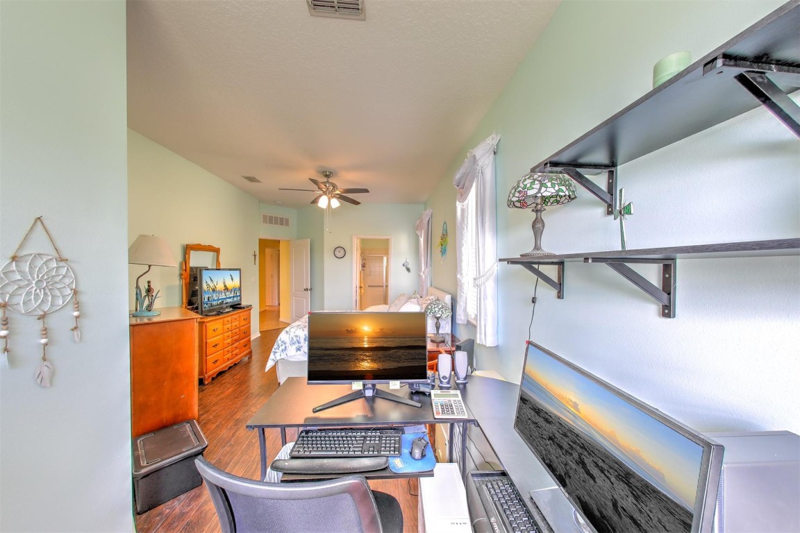 Tradition 18 - Residential