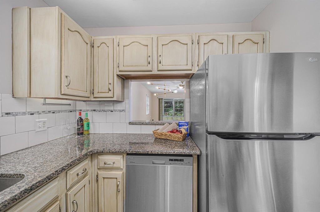 Photo of 6 Lake Vista Trail #102, Port Saint Lucie, FL 34952 (MLS # R11053853)