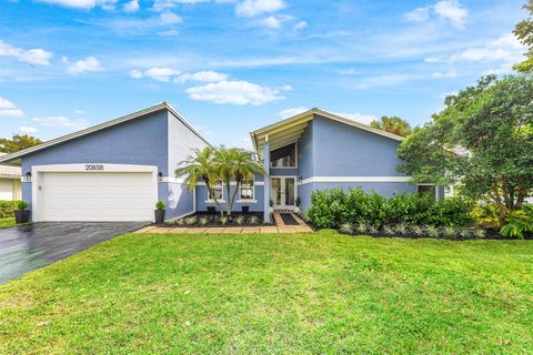 20858 Sonrisa Way Boca Raton FL 33433