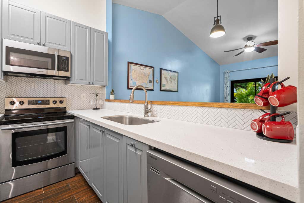 Photo of 7660 NW 96TH Terrace, Tamarac, FL 33321 (MLS # B26064233)