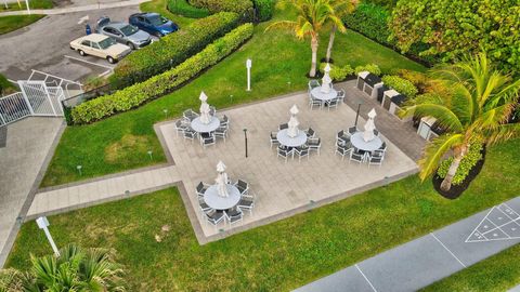 A home in Deerfield Beach