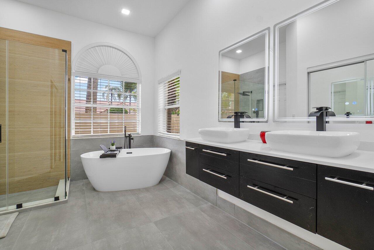 CORDOVA ESTATES AT MISSION BAY - Residential