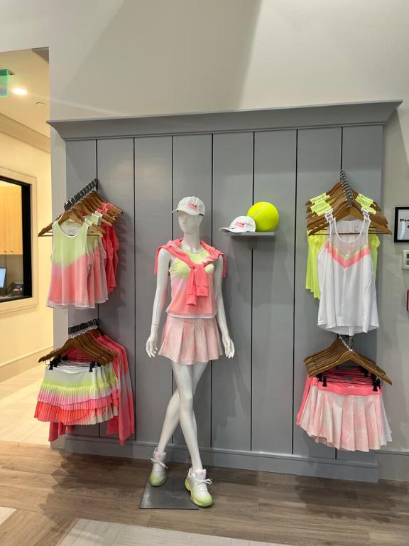 GLENEAGLES CONDO V - Residential