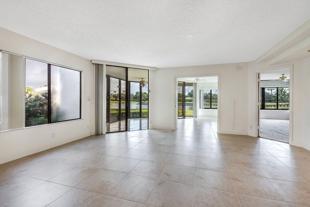 Photo of 15350 Strathearn Drive #12501, Delray Beach, FL 33446 (MLS # R11155838)