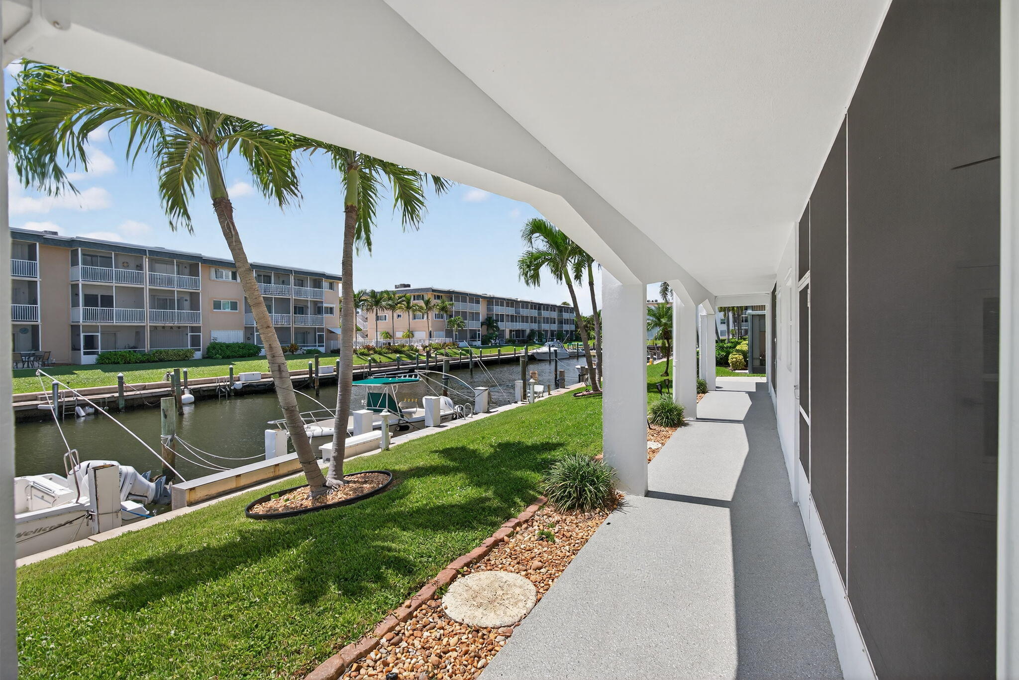 SHORE CLUB APTS B & C CON - Residential