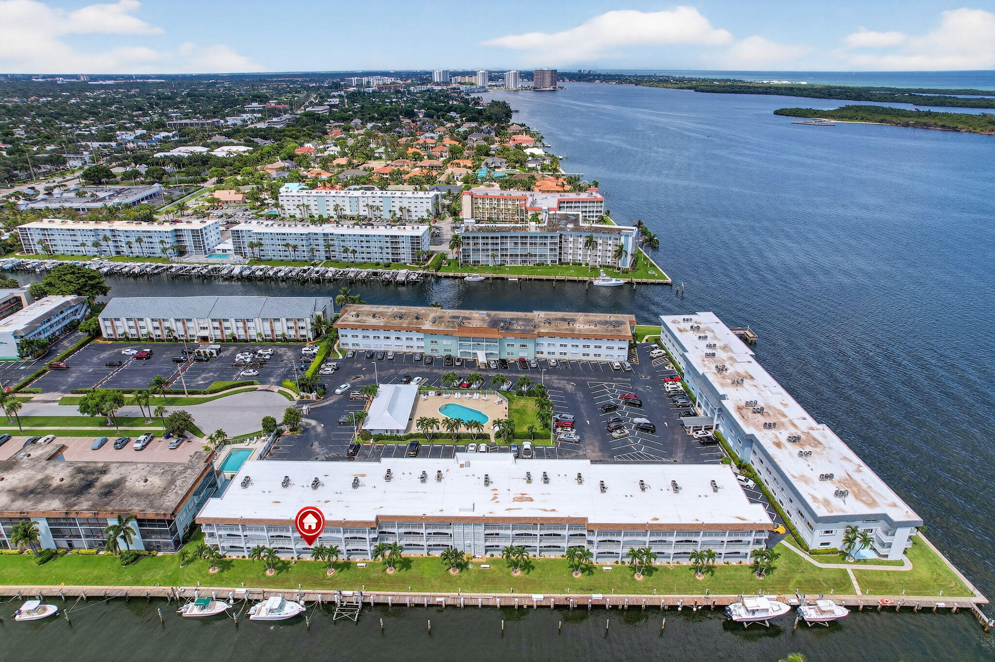 SHORE CLUB APTS B & C CON - Residential