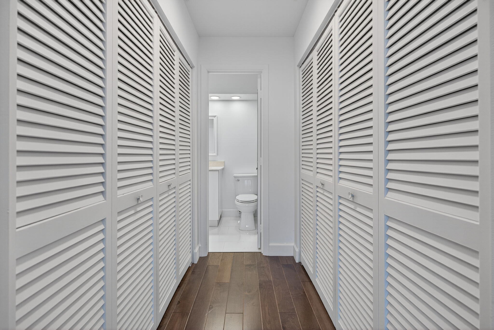 SHORE CLUB APTS B & C CON - Residential