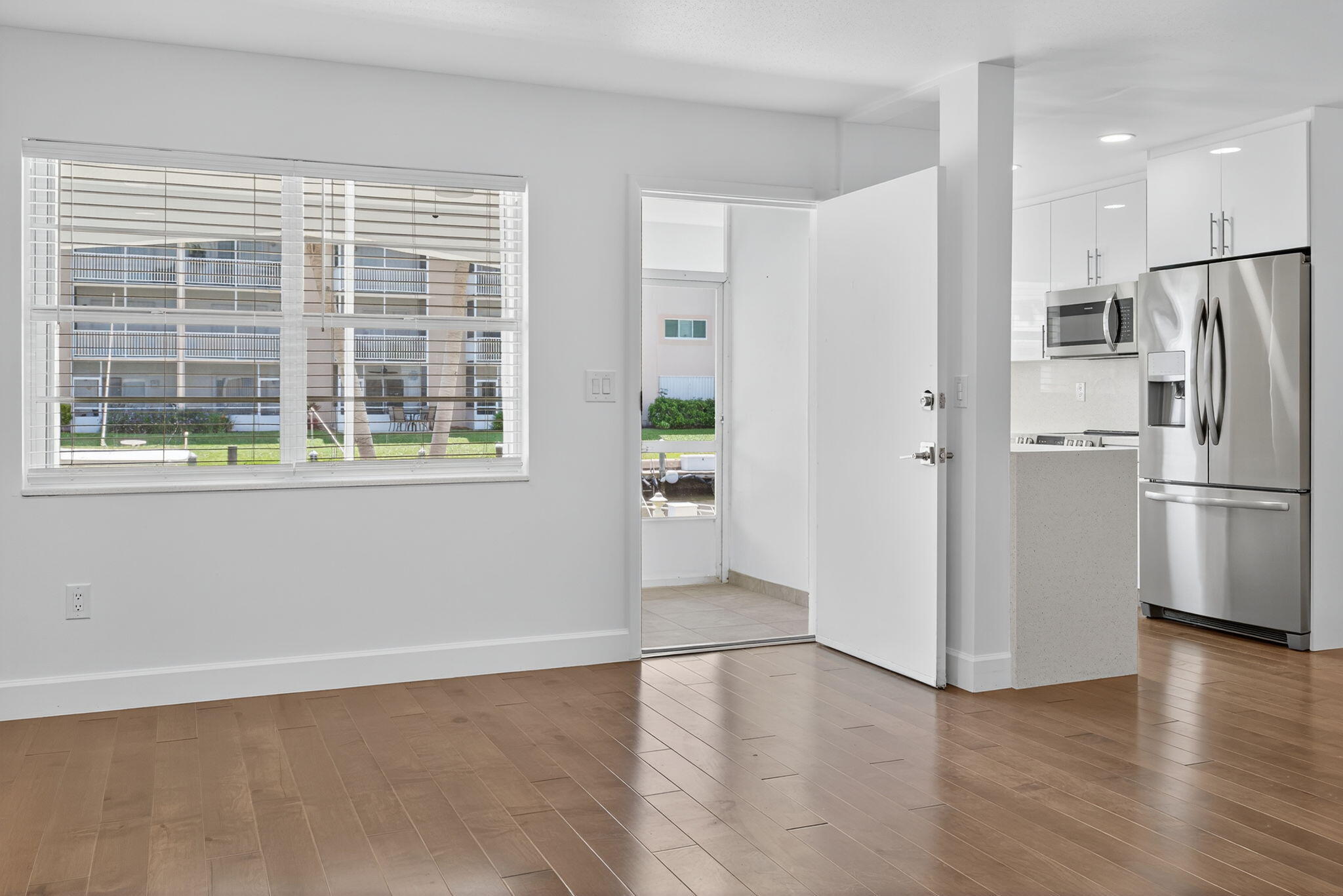 SHORE CLUB APTS B & C CON - Residential