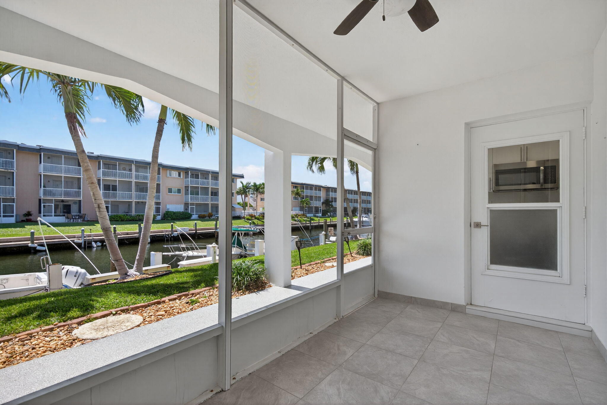 SHORE CLUB APTS B & C CON - Residential