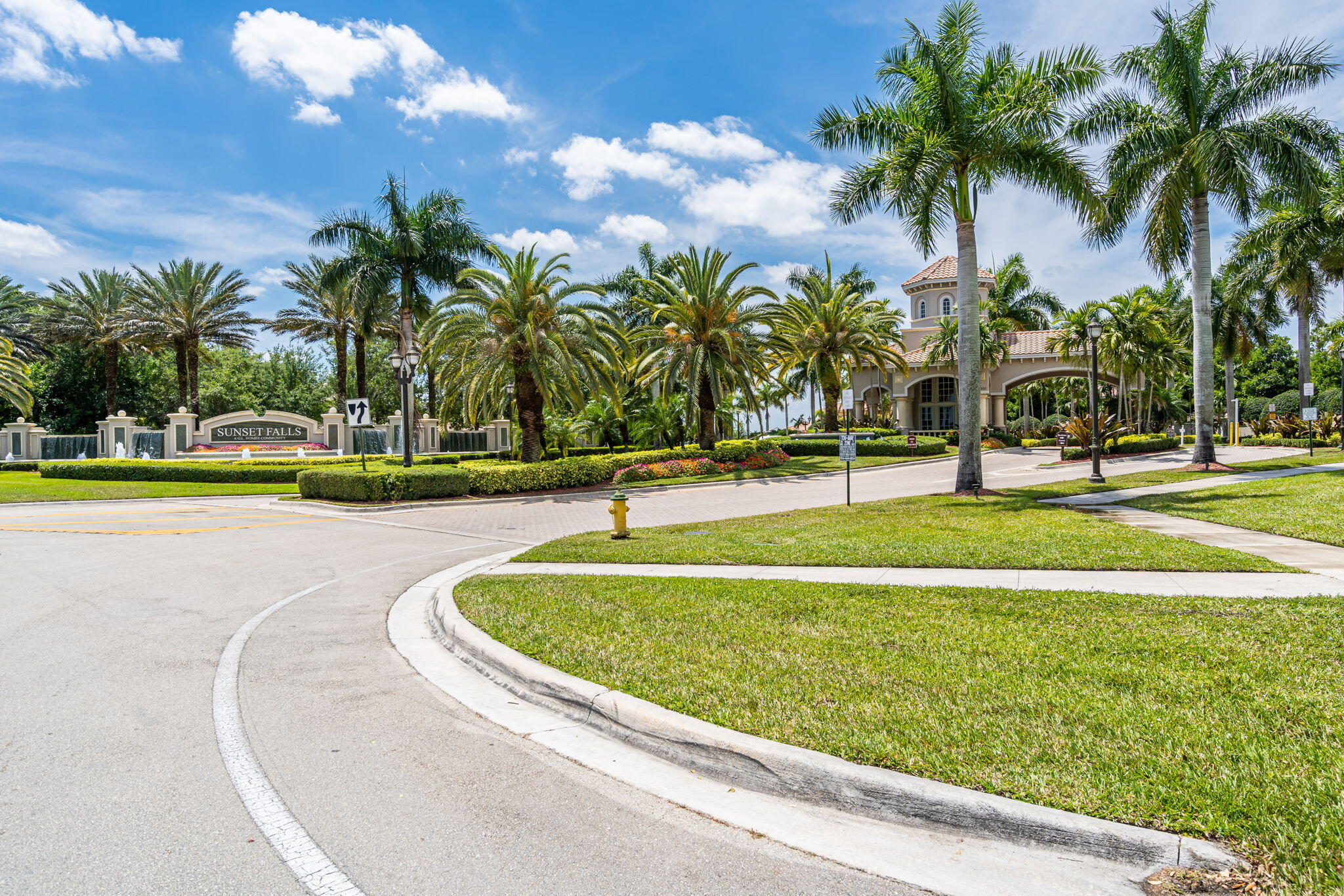 SUNSET FALLS PLAT 1 - Residential