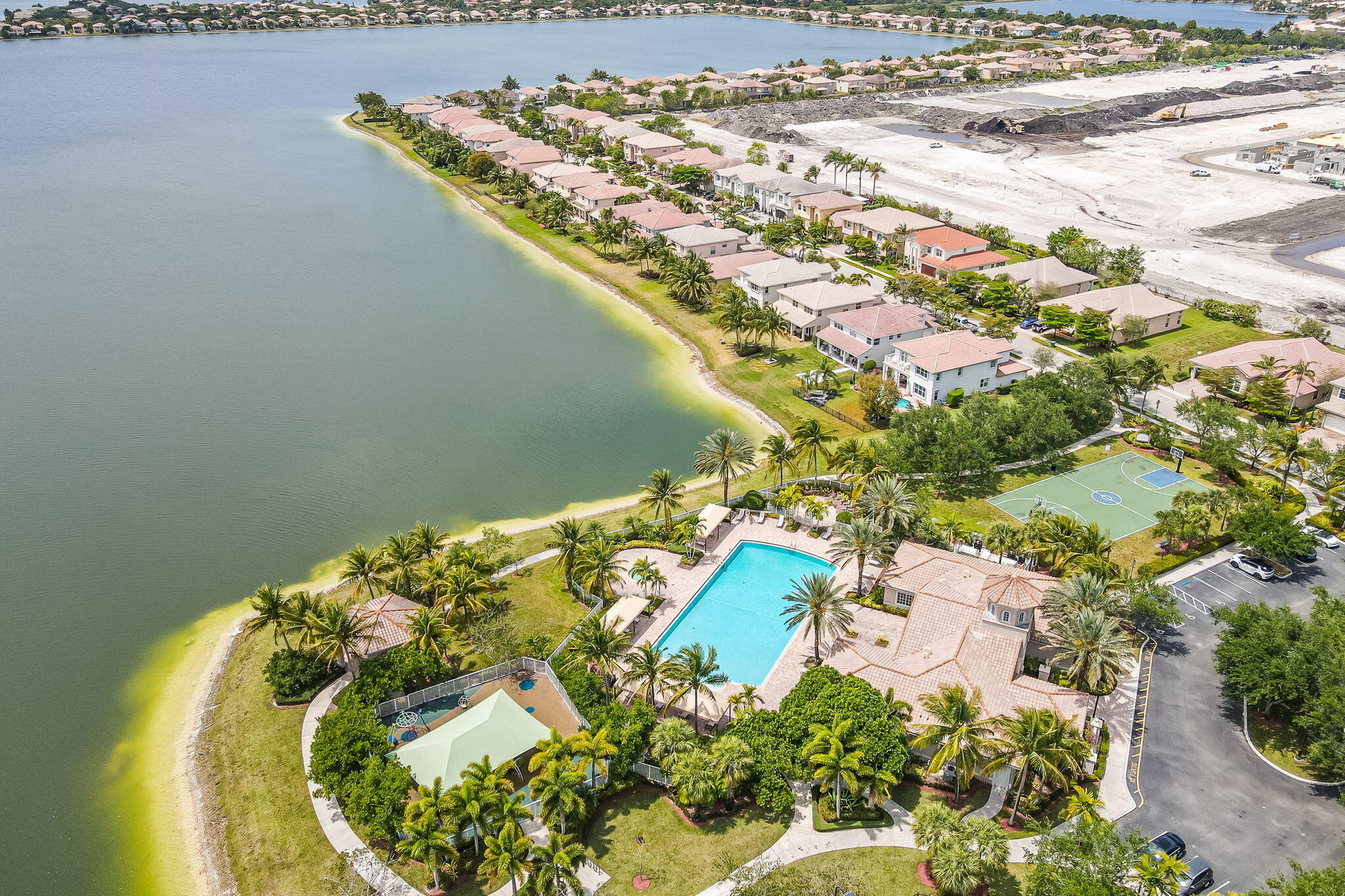 SUNSET FALLS PLAT 1 - Residential