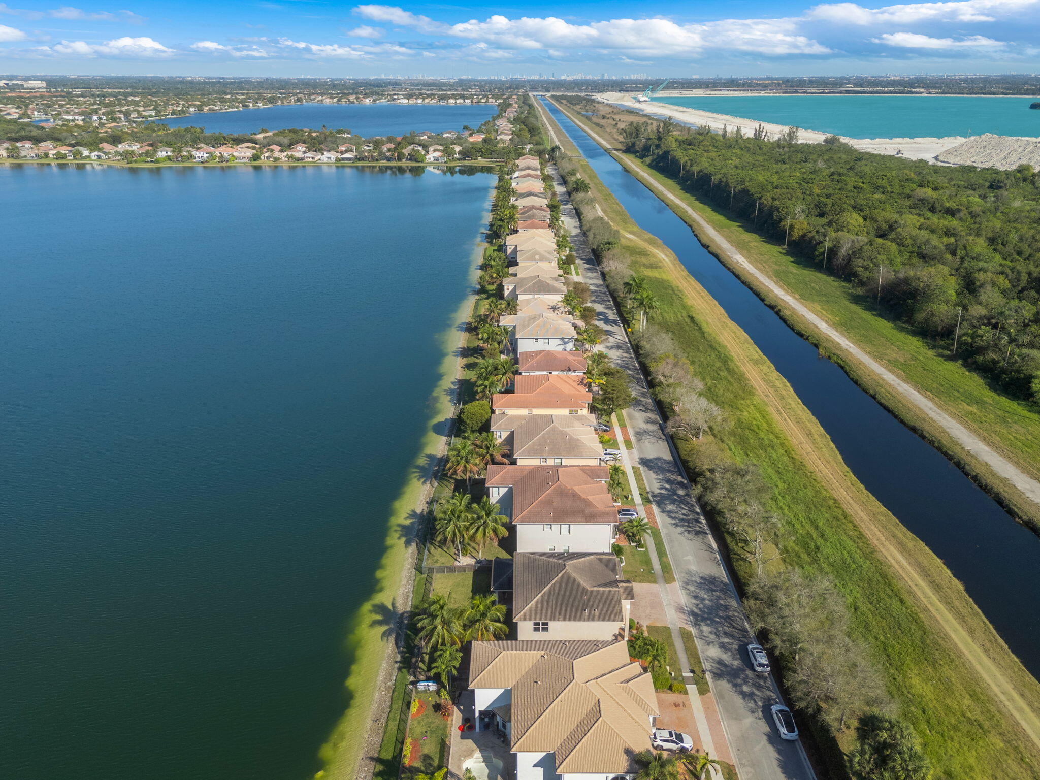 SUNSET FALLS PLAT 1 - Residential