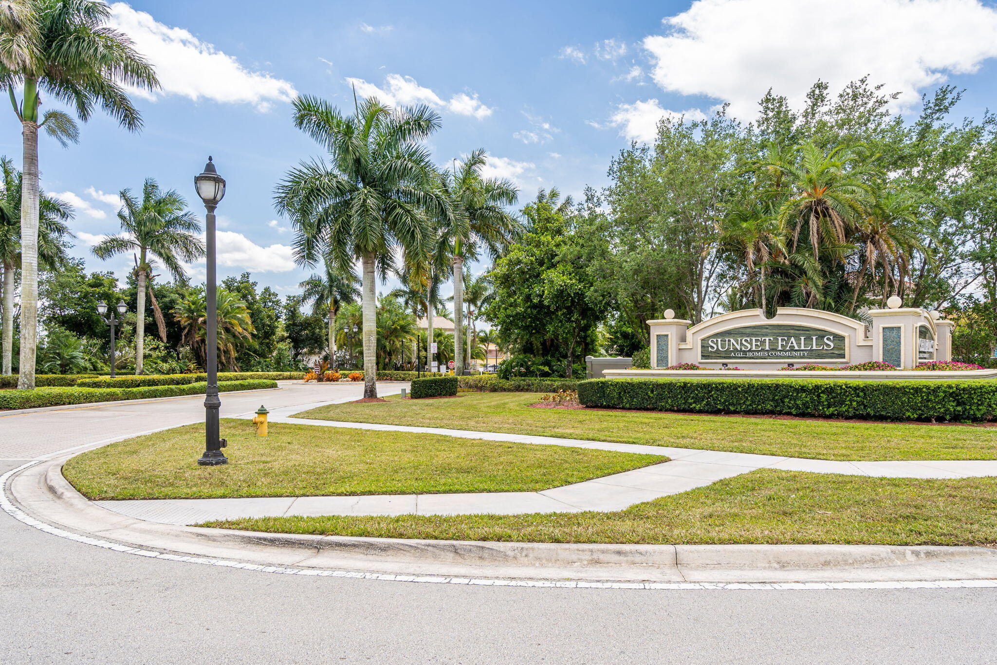 SUNSET FALLS PLAT 1 - Residential