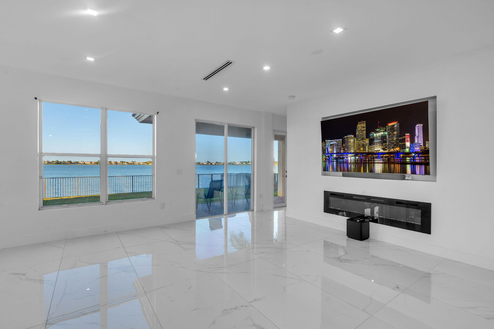 SUNSET FALLS PLAT 1 - Residential