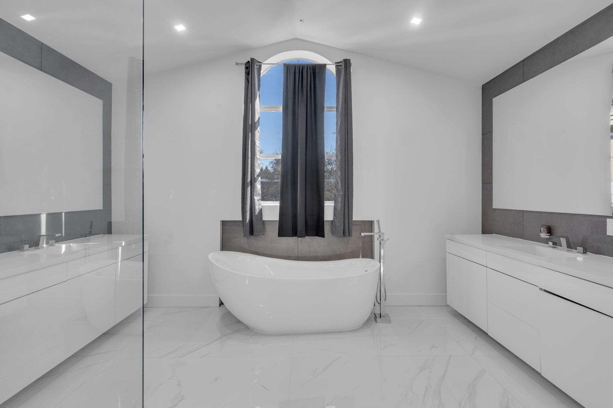 SUNSET FALLS PLAT 1 - Residential