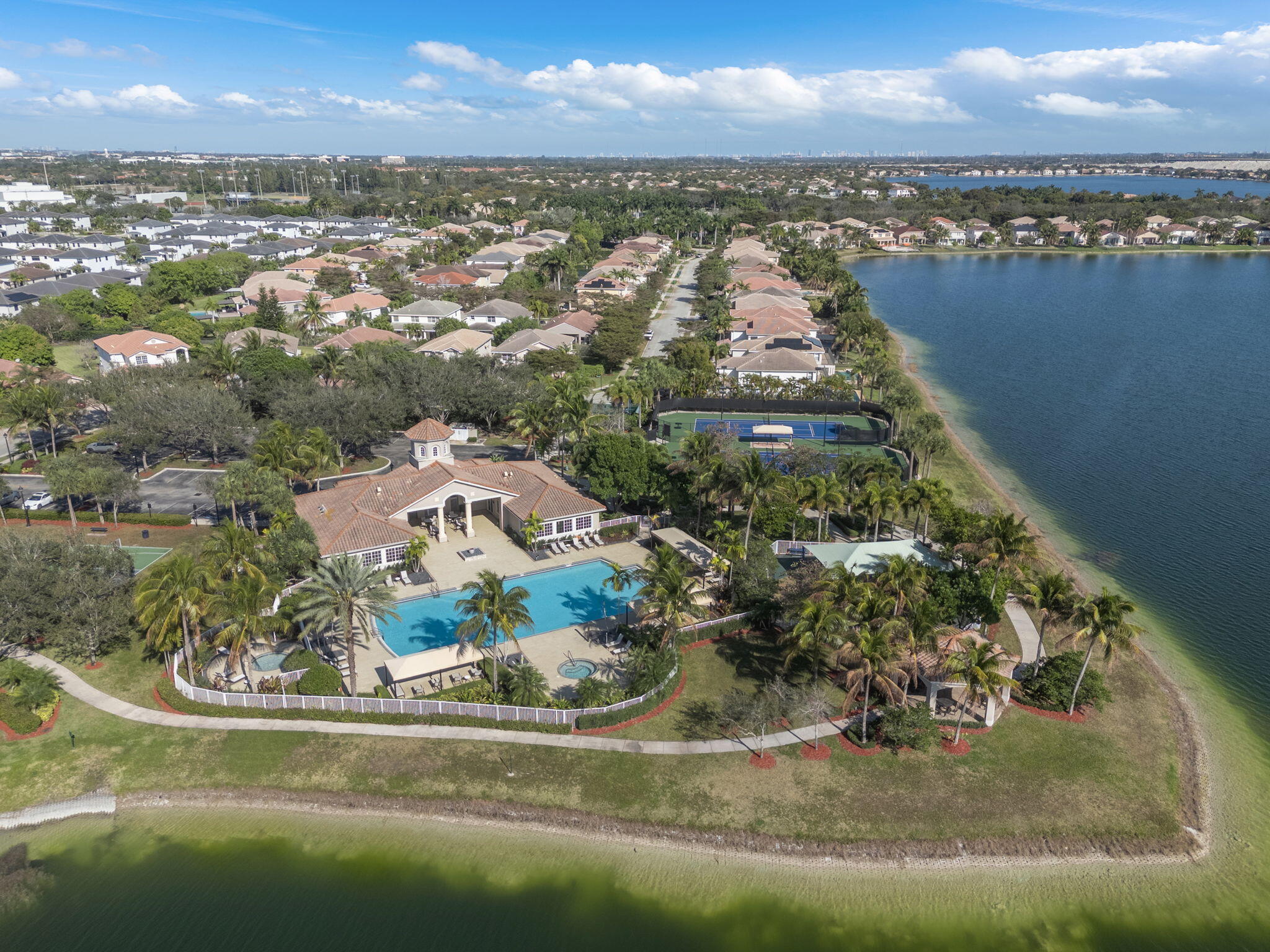 SUNSET FALLS PLAT 1 - Residential