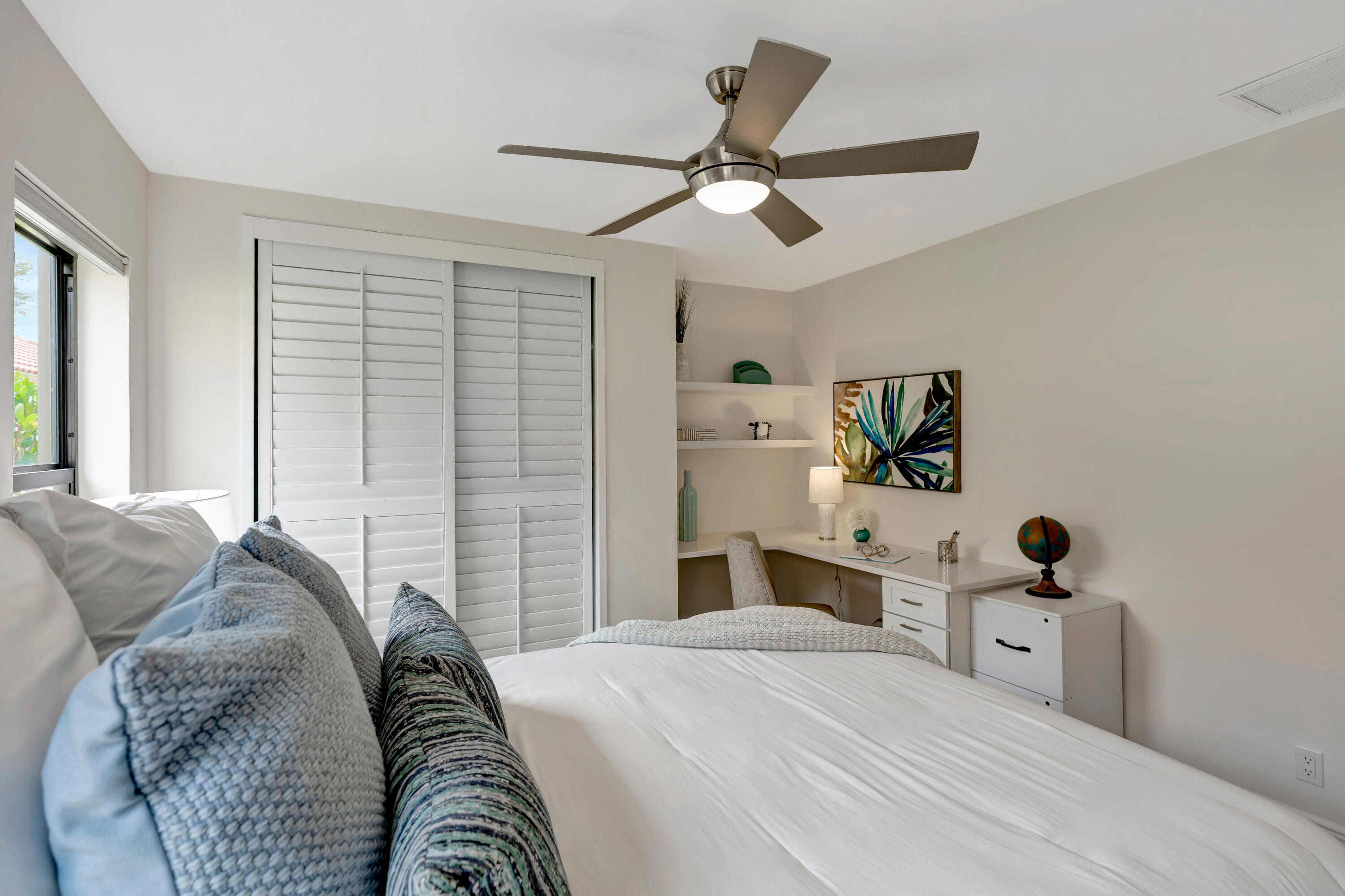 VIA DEL MAR CONDO - Residential