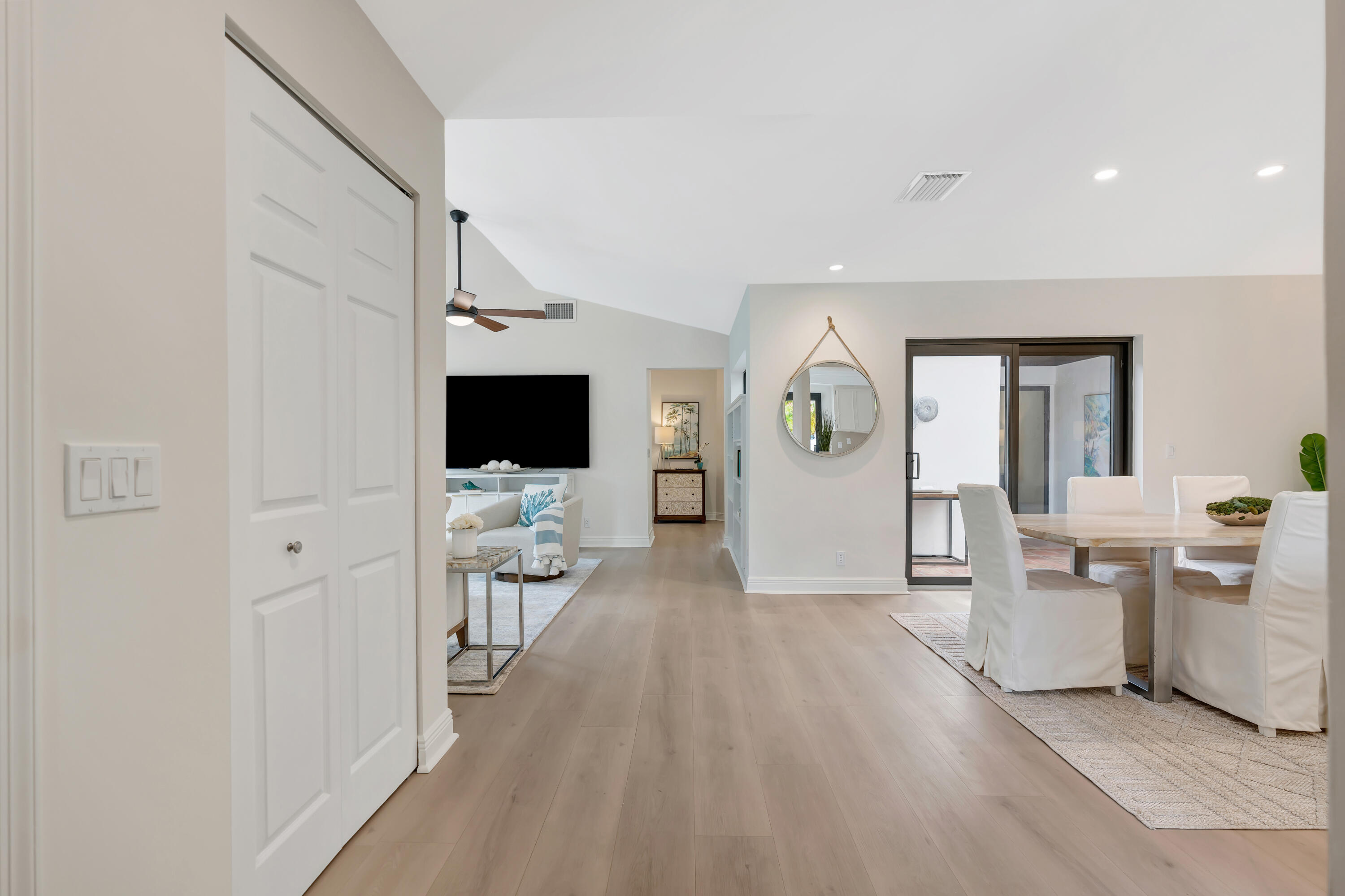 VIA DEL MAR CONDO - Residential