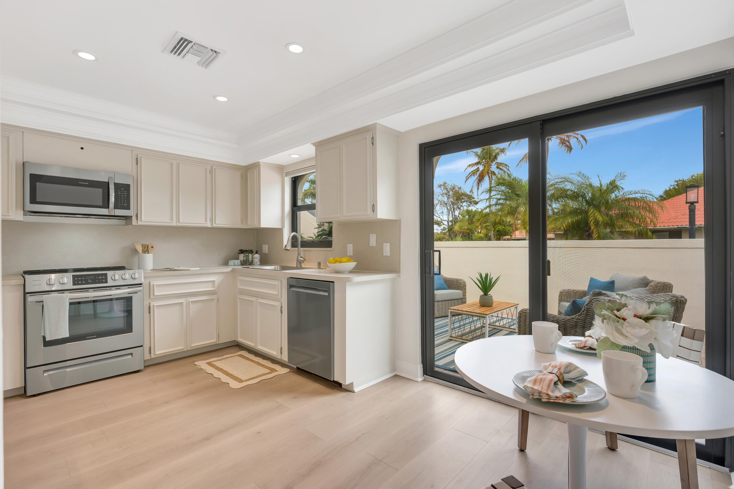 VIA DEL MAR CONDO - Residential