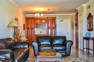 Spencer Place Condo - Residential